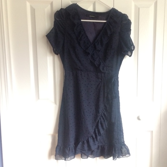 Wrap Ruffled Dress - Picture 3 of 8